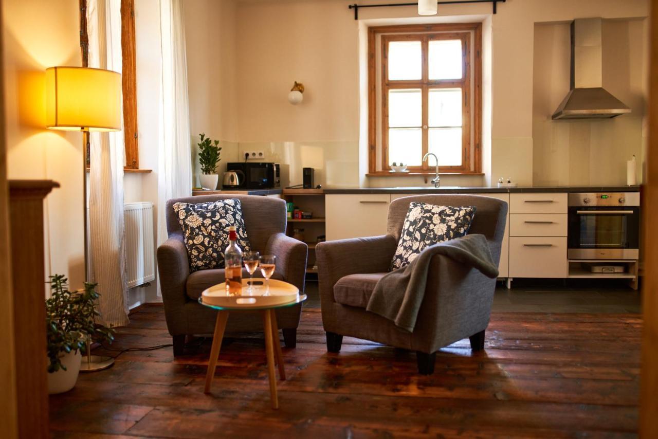 Baroque Chaplain House Kaplanka 1796 A. D. - Historical Luxury Apts In Bohemian Paradise Zelezny Brod Bagian luar foto